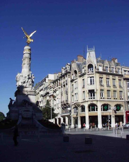 Apppartement Des Sacres De Reims Apartment Bagian luar foto